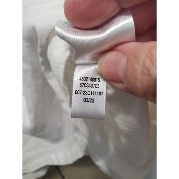 Chico's White Slub Knit Smocked Cuff Scoop Neck Blouse Size 4 (XXL) - Picture 6 of 6